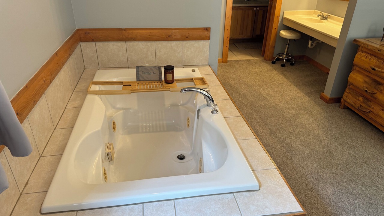 Photo of Bathroom in Oglesby