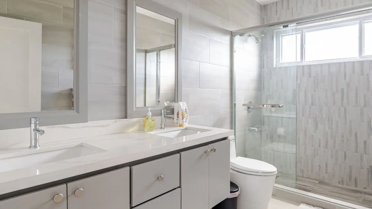 Photo of Bathroom in Barbican