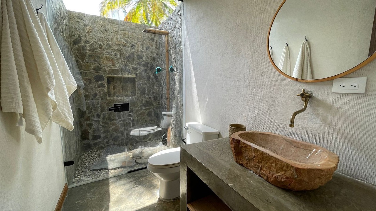 Photo of Bathroom in Palomino