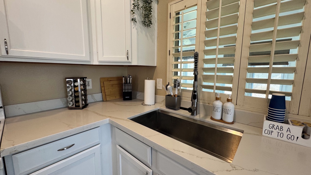 Photo of Kitchen in Alta Mesa Community Association