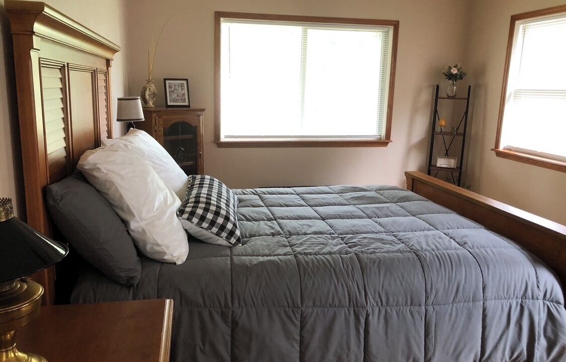 Photo of Bedroom in Mandeville
