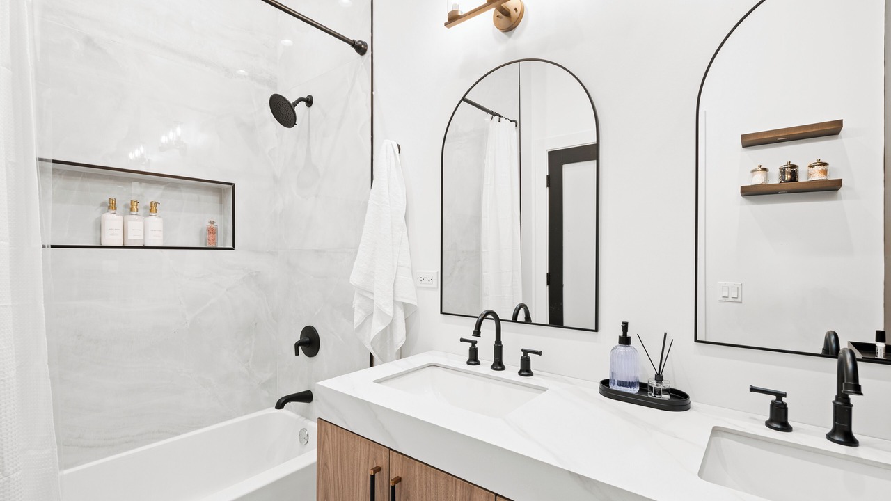 Photo of Bathroom in Tri-Taylor