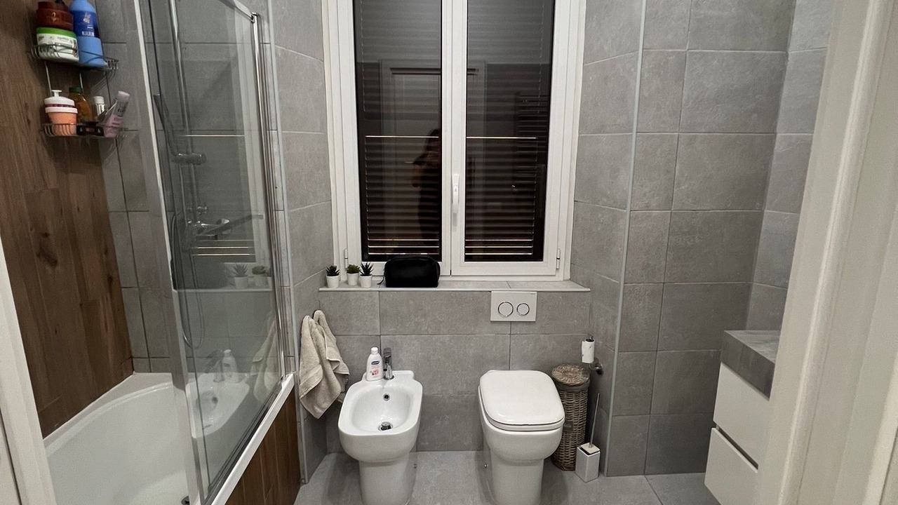 Photo of Bathroom in Rione XVI Ludovisi