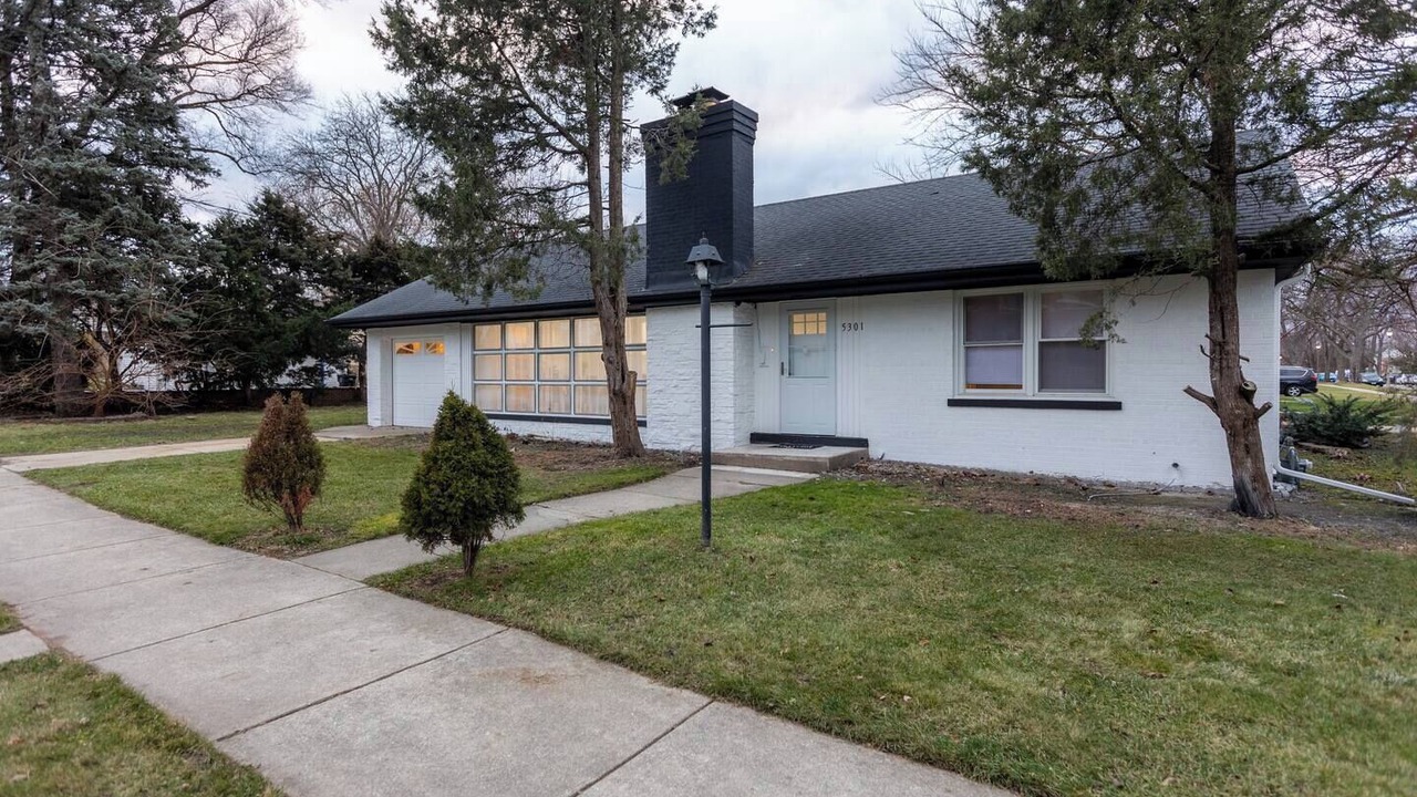 Photo of Outdoor in Skokie