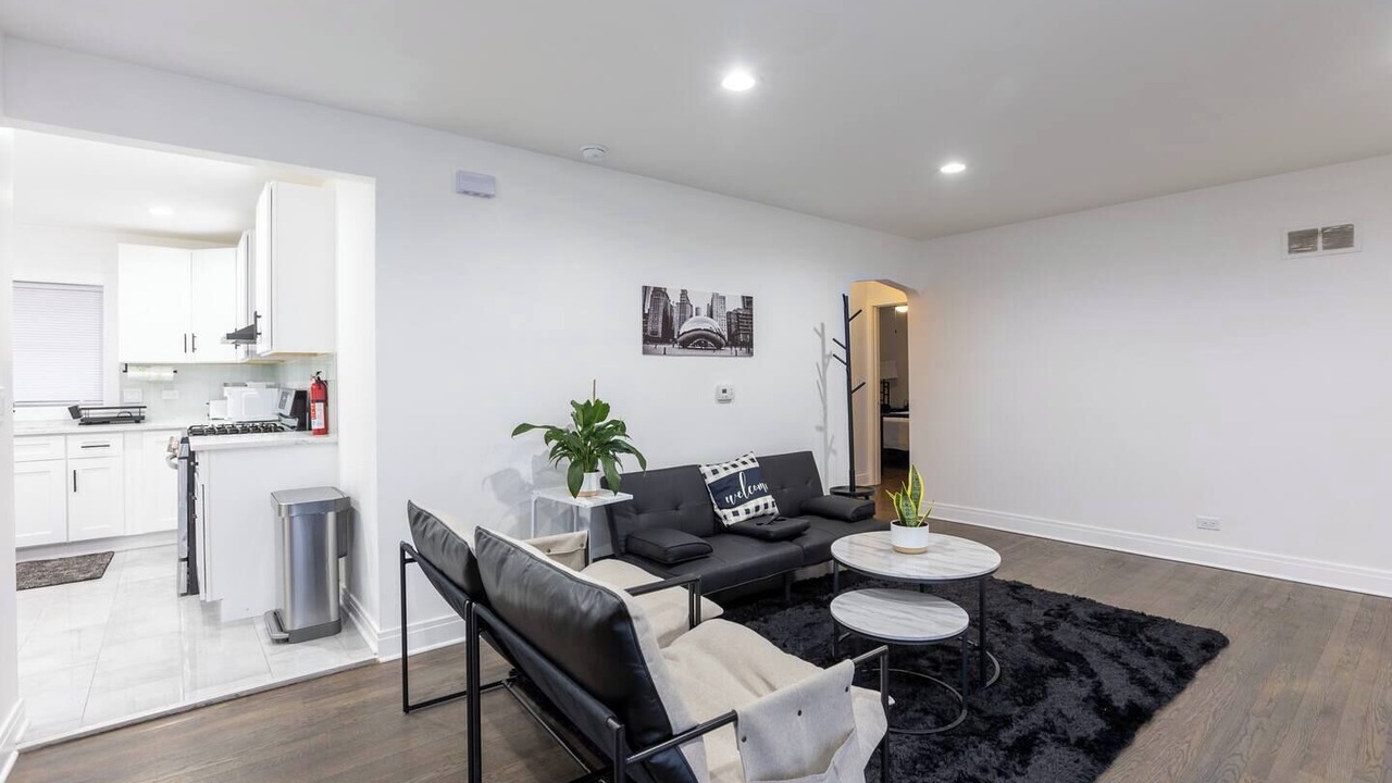 Photo of Livingroom in Skokie