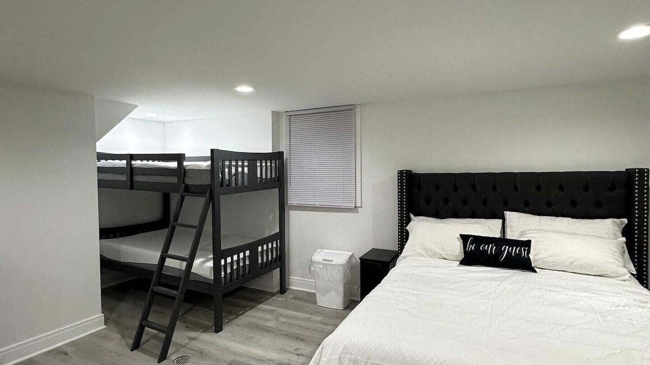 Photo of Bedroom in Skokie