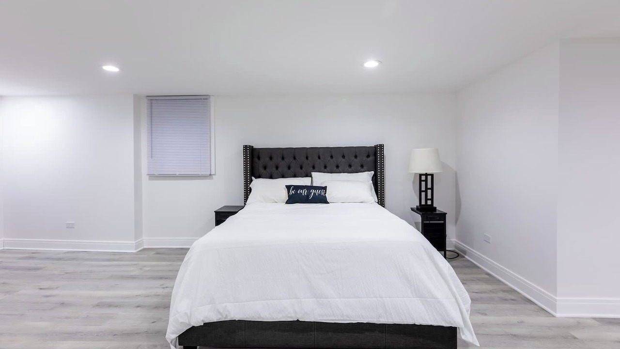 Photo of Bedroom in Skokie