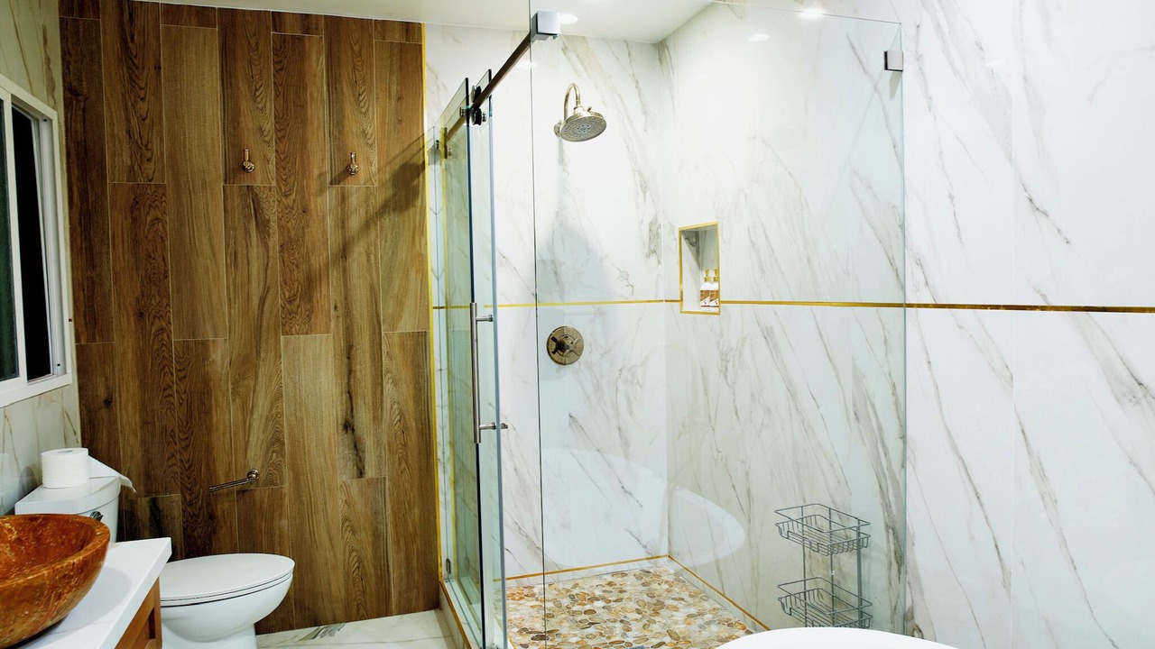 Photo of Bathroom in View Park-Windsor Hills
