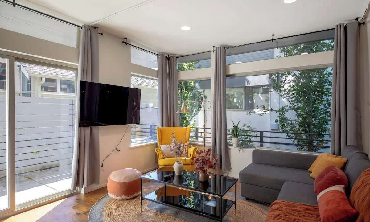 Photo of Livingroom in Roosevelt