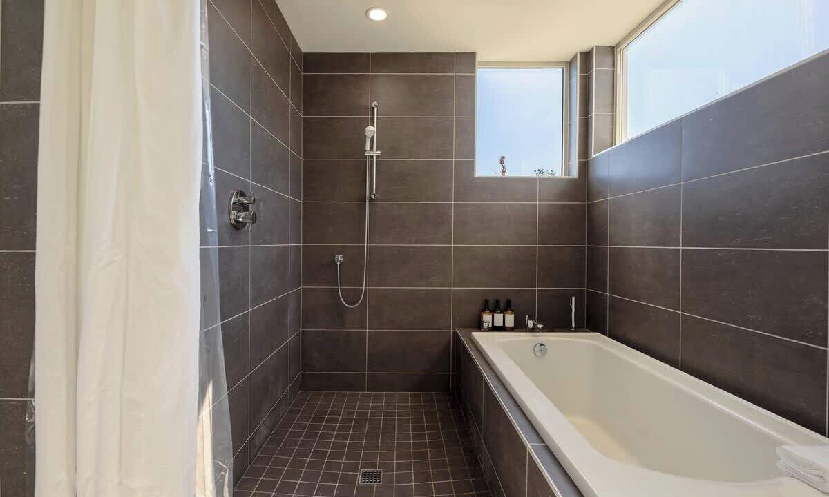 Photo of Bathroom in Roosevelt