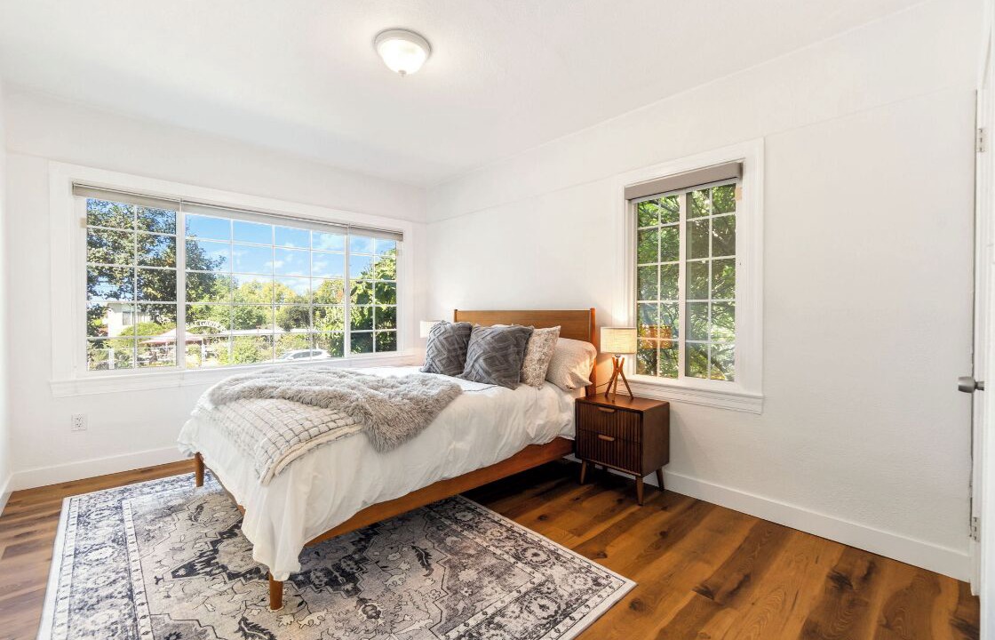 Photo of Bedroom in South Berkeley