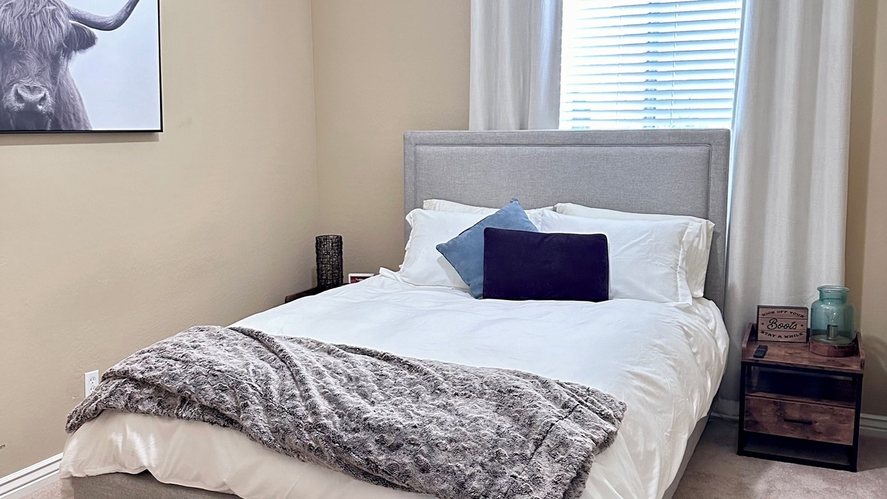 Photo of Bedroom in Surprise Farms
