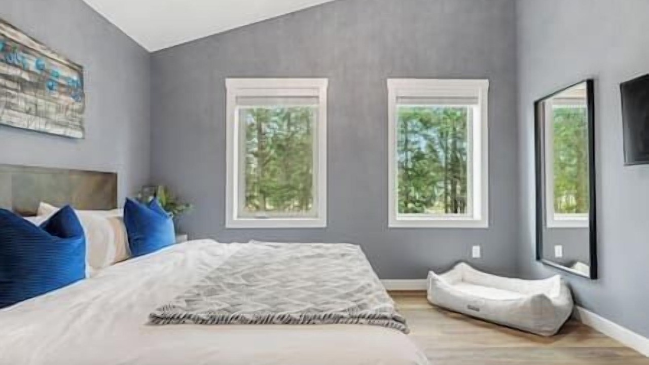 Photo of Bedroom in East Kootenay