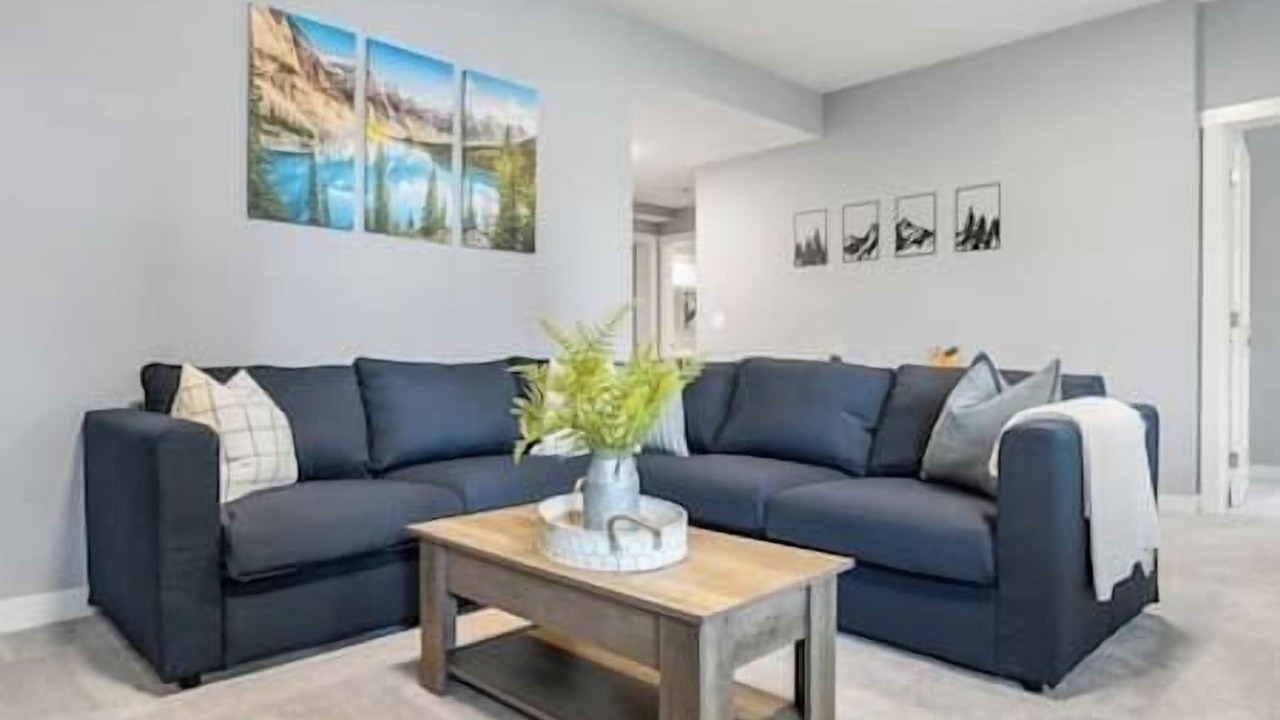 Photo of Livingroom in East Kootenay