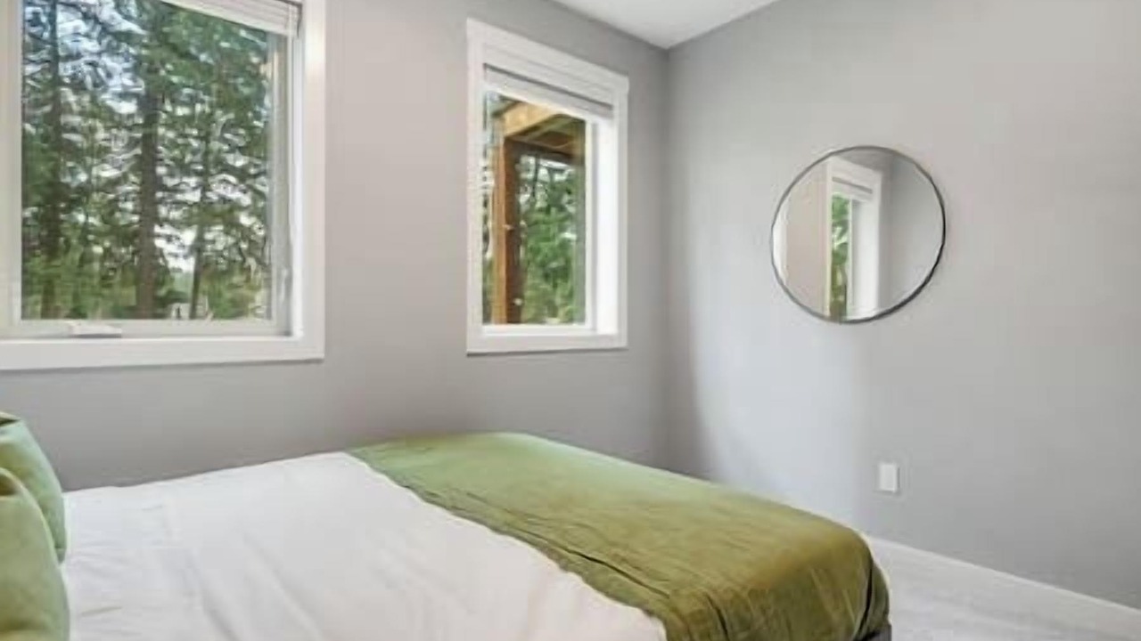 Photo of Bedroom in East Kootenay