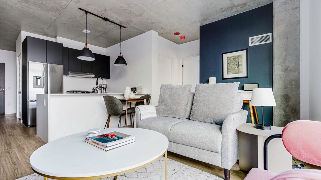 Photo of Livingroom in West Town