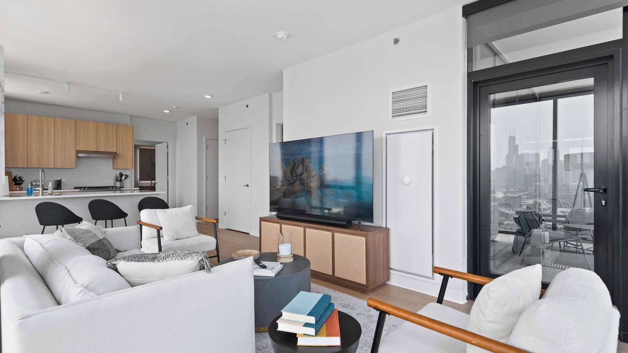 Photo of Livingroom in River North