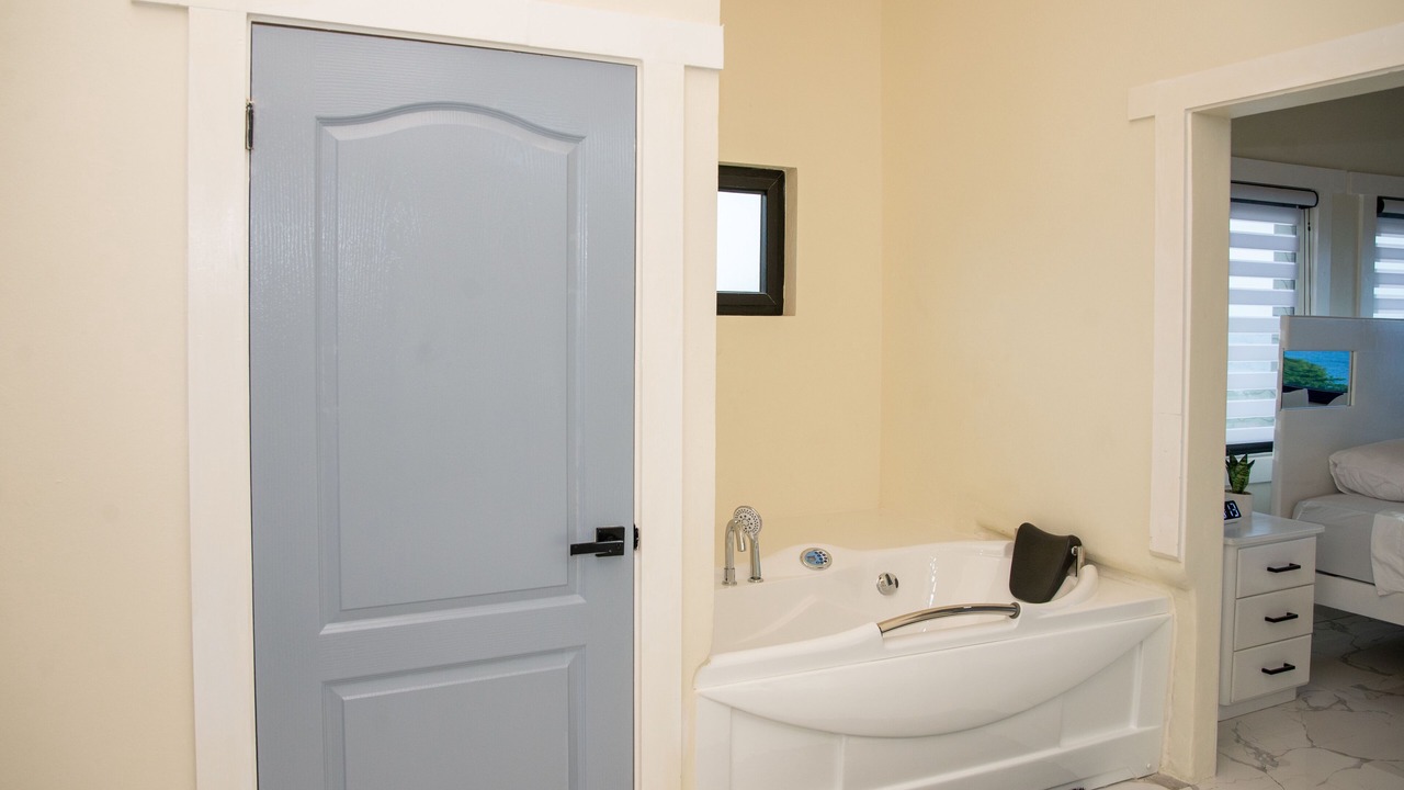 Photo of Bathroom in Salt Gut