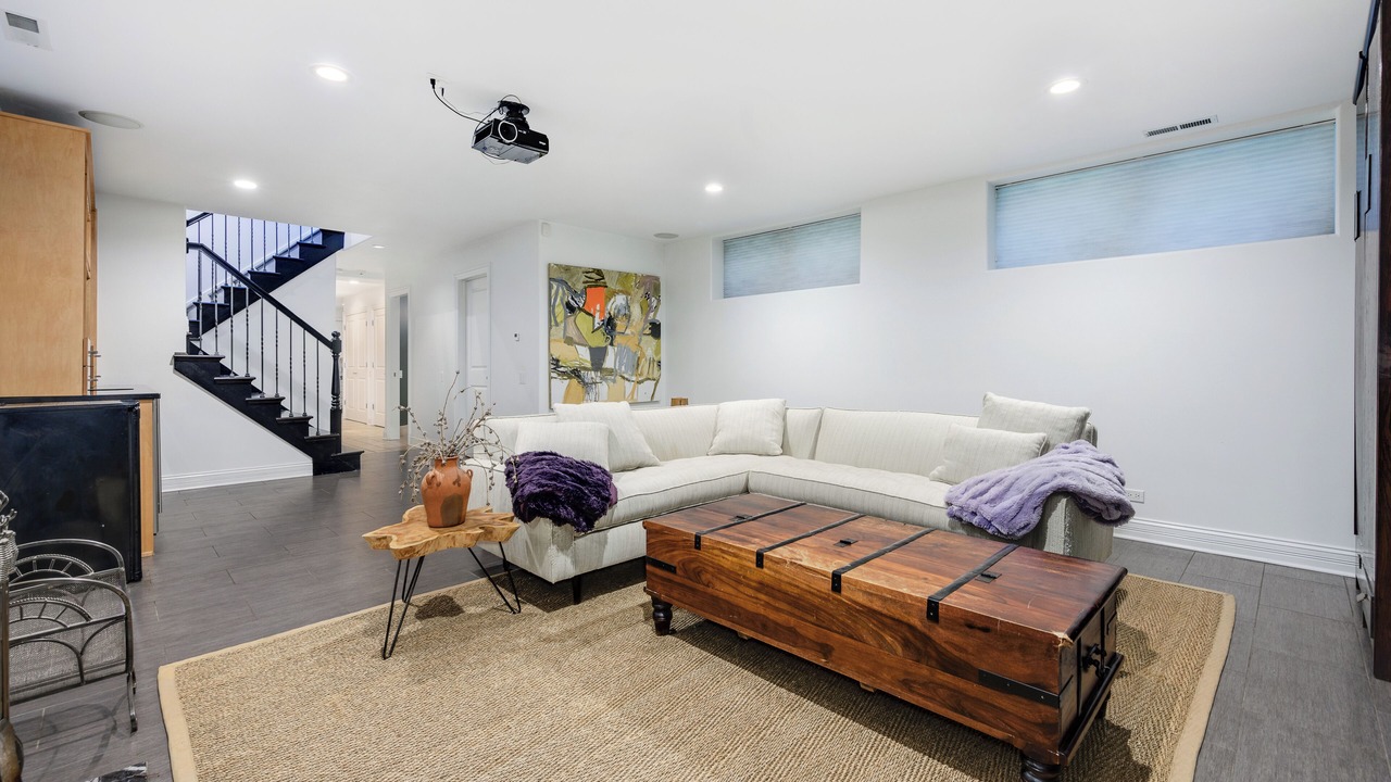 Photo of Livingroom in Palmer Square
