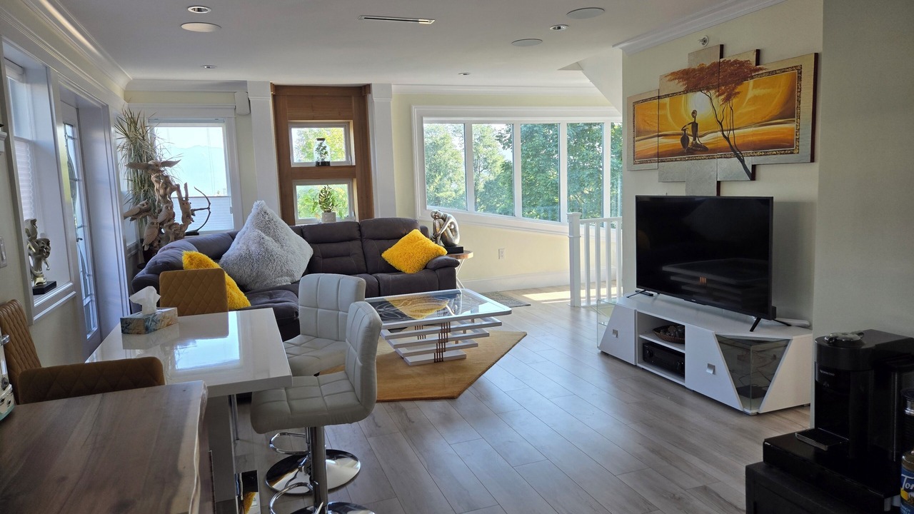 Photo of Livingroom in Knight
