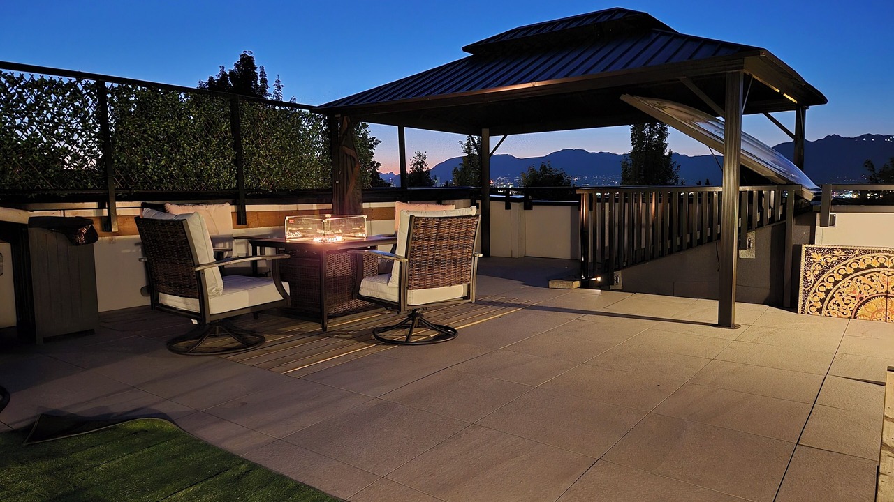Photo of Outdoor in Knight
