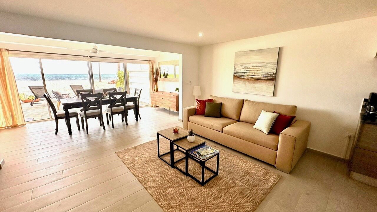 Photo of Livingroom in Nettle Bay