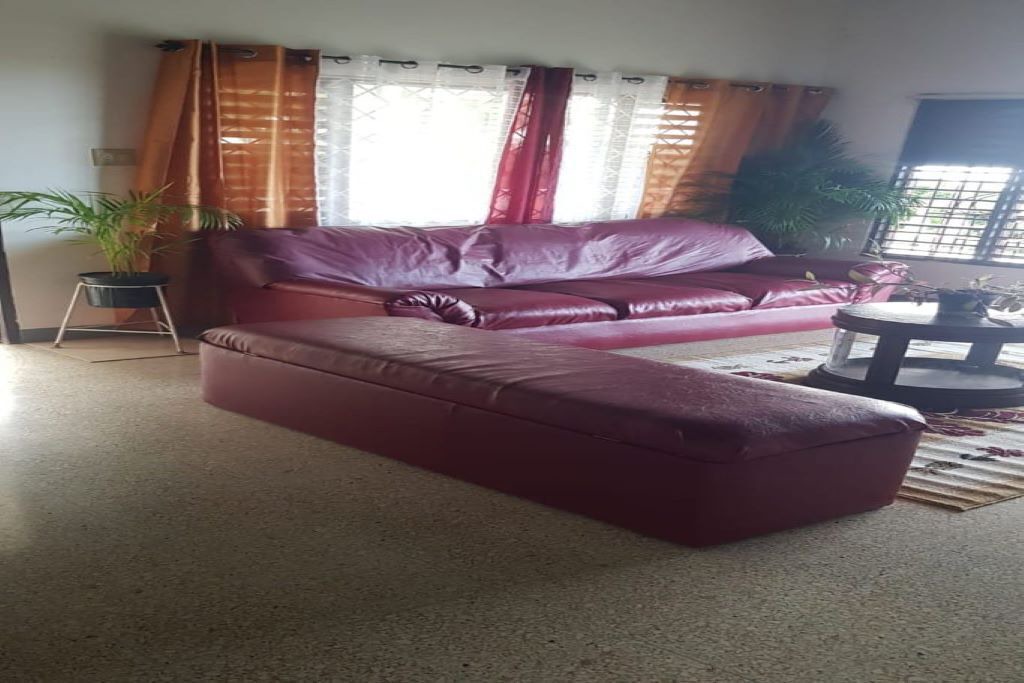 Photo of Livingroom in IronShore Estates