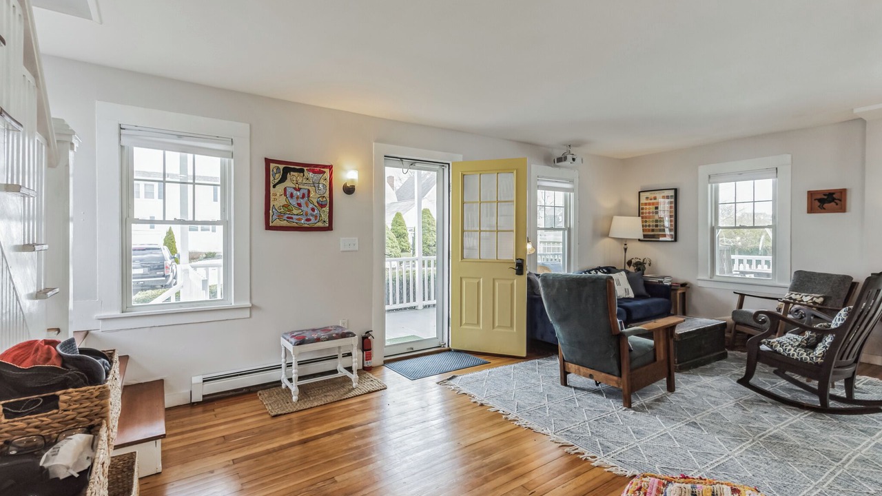 Photo of Bedroom in Clinton