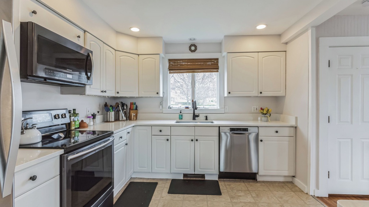 Photo of Kitchen in Clinton