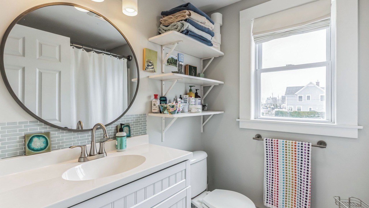 Photo of Bathroom in Clinton