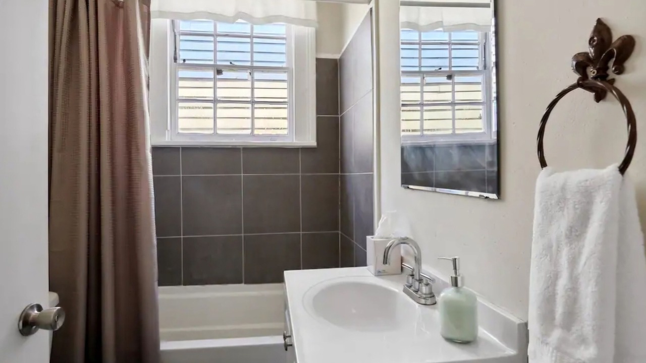 Photo of Bathroom in Seventh Ward