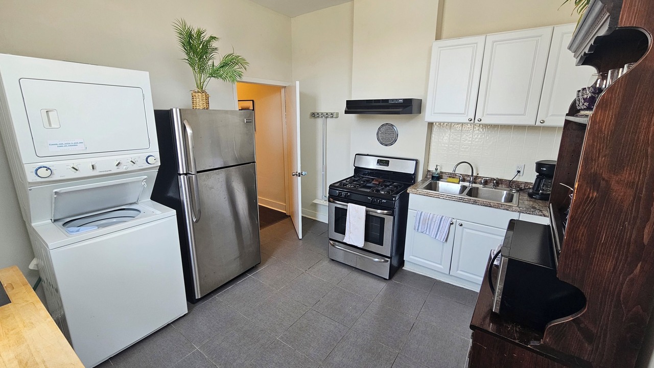 Photo of Kitchen in Seventh Ward