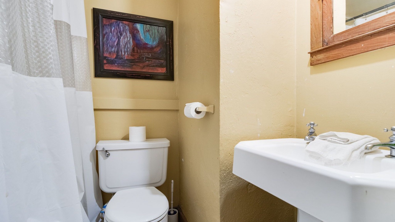 Photo of Bathroom in Scott