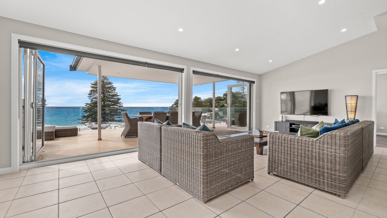 Photo of Livingroom in Avoca Beach