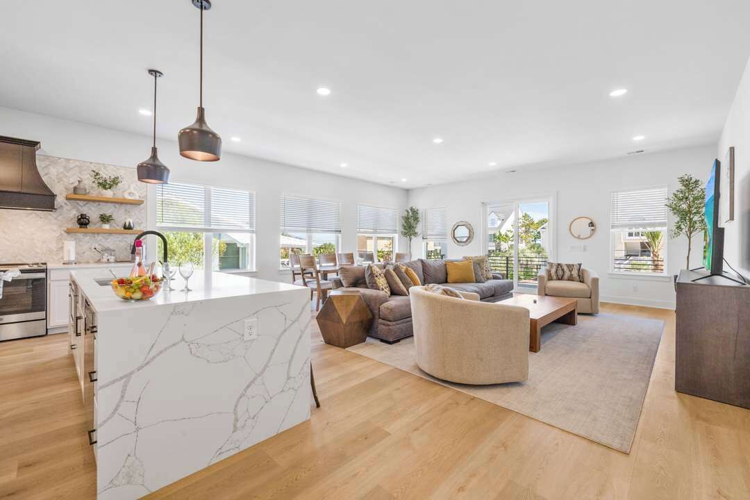 Photo of Livingroom in Long Bay Estates