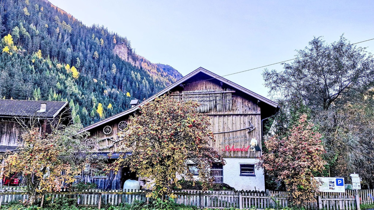 Photo of Others in Feichten