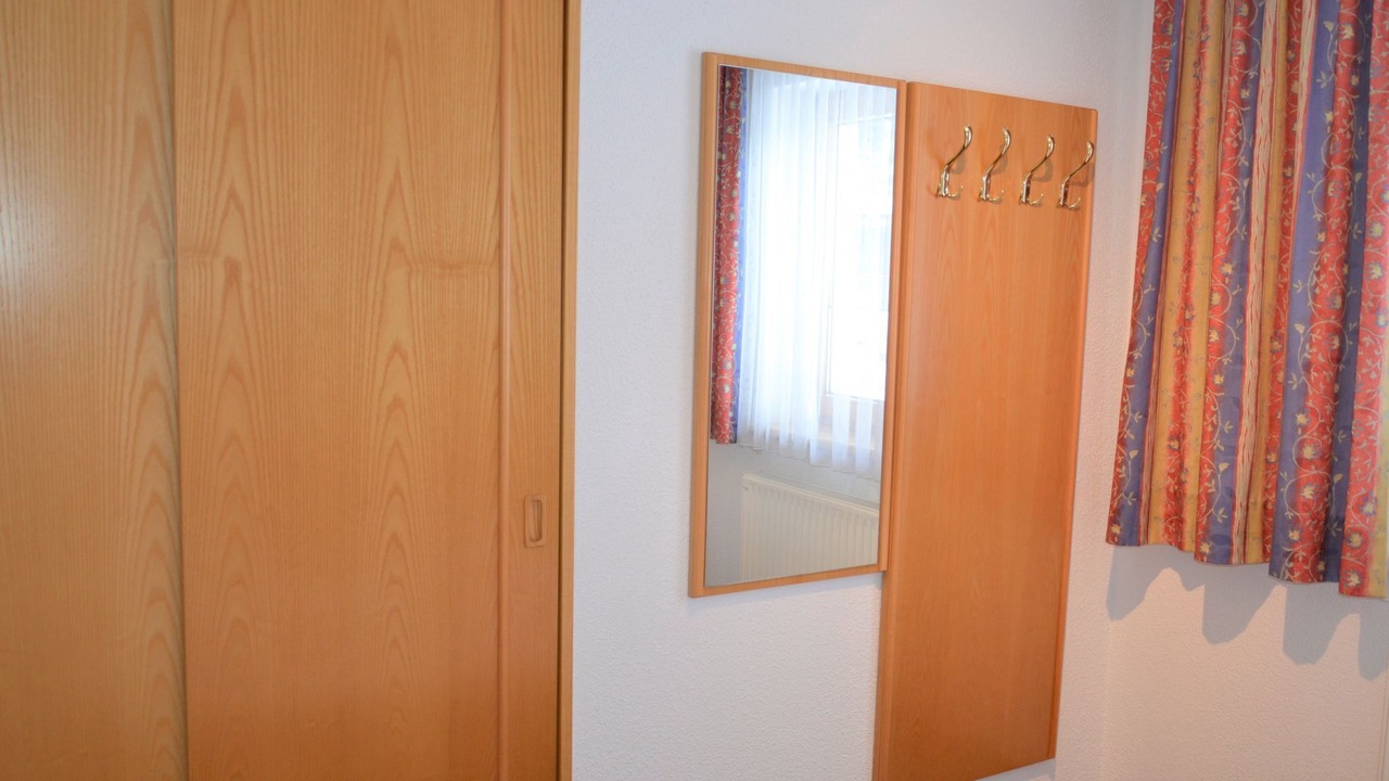 Photo of Others in See