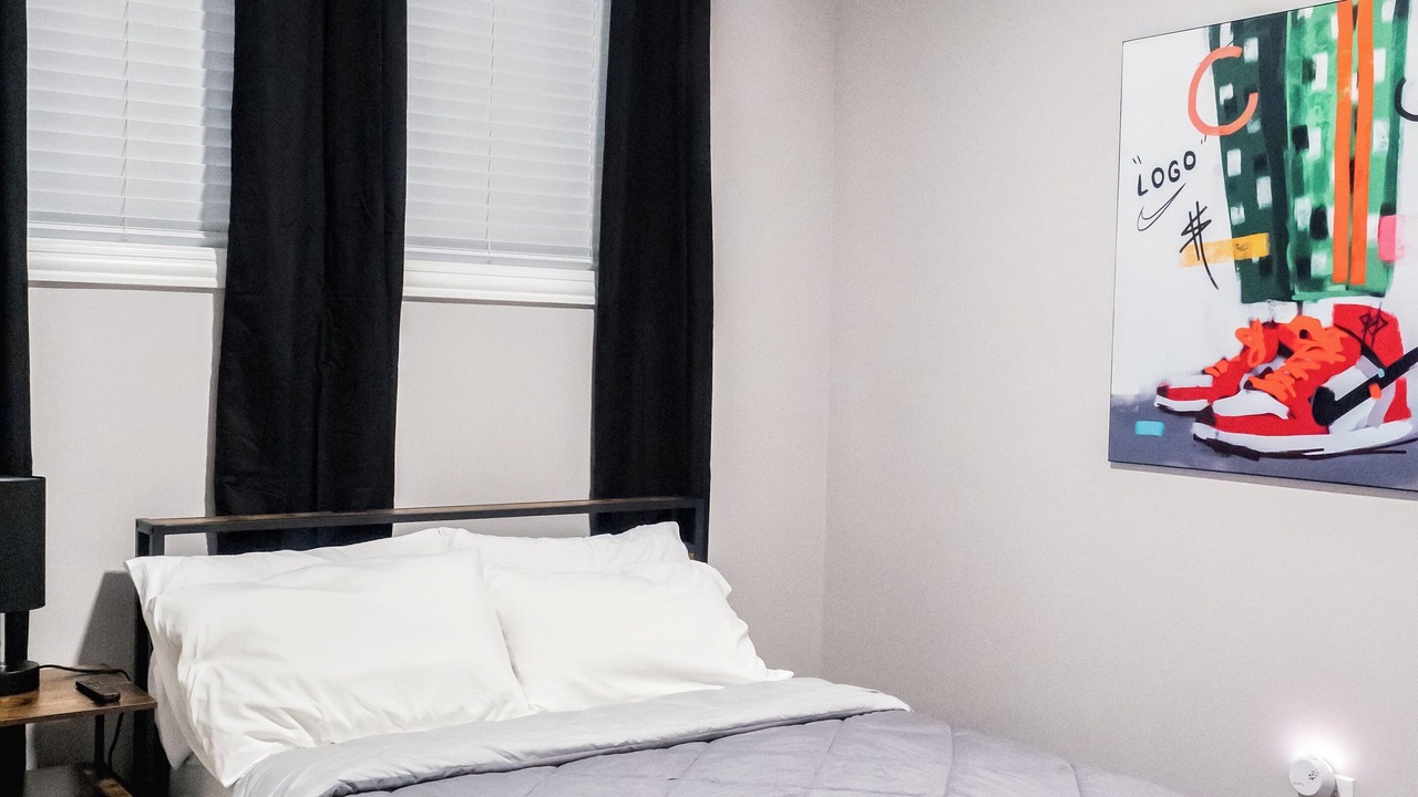 Photo of Bedroom in Woodlawn