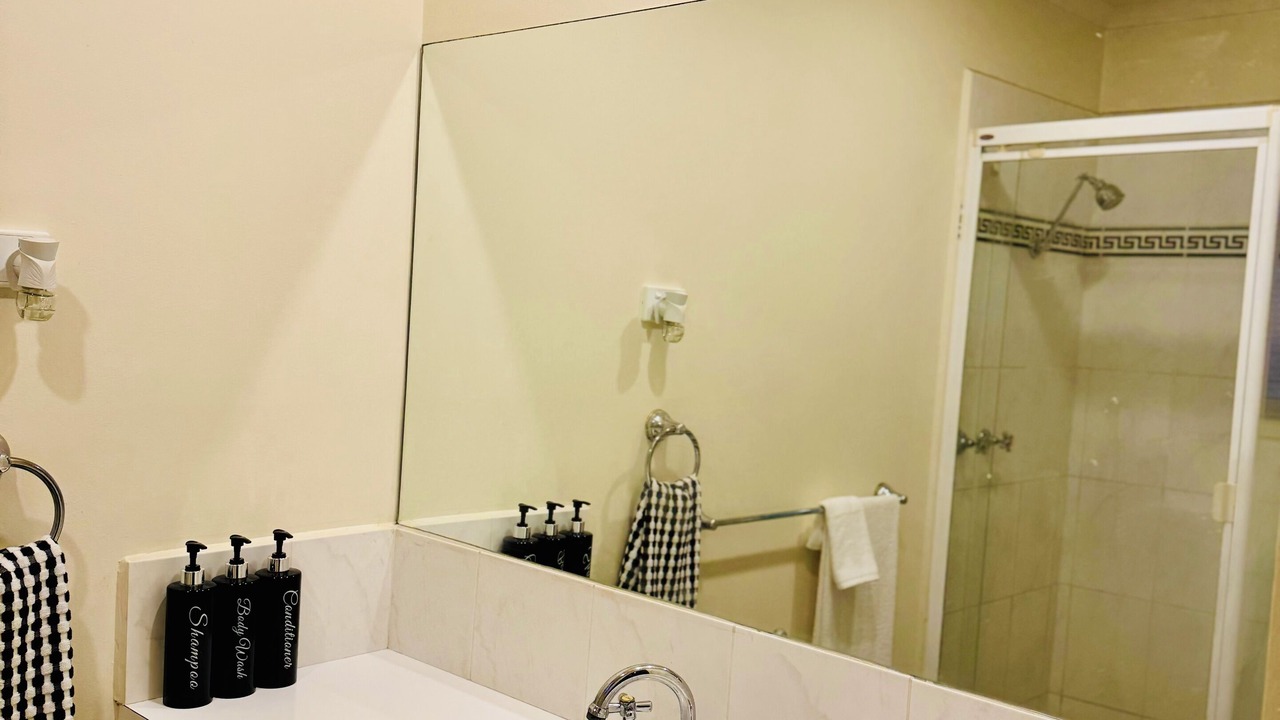 Photo of Bathroom in Craigieburn