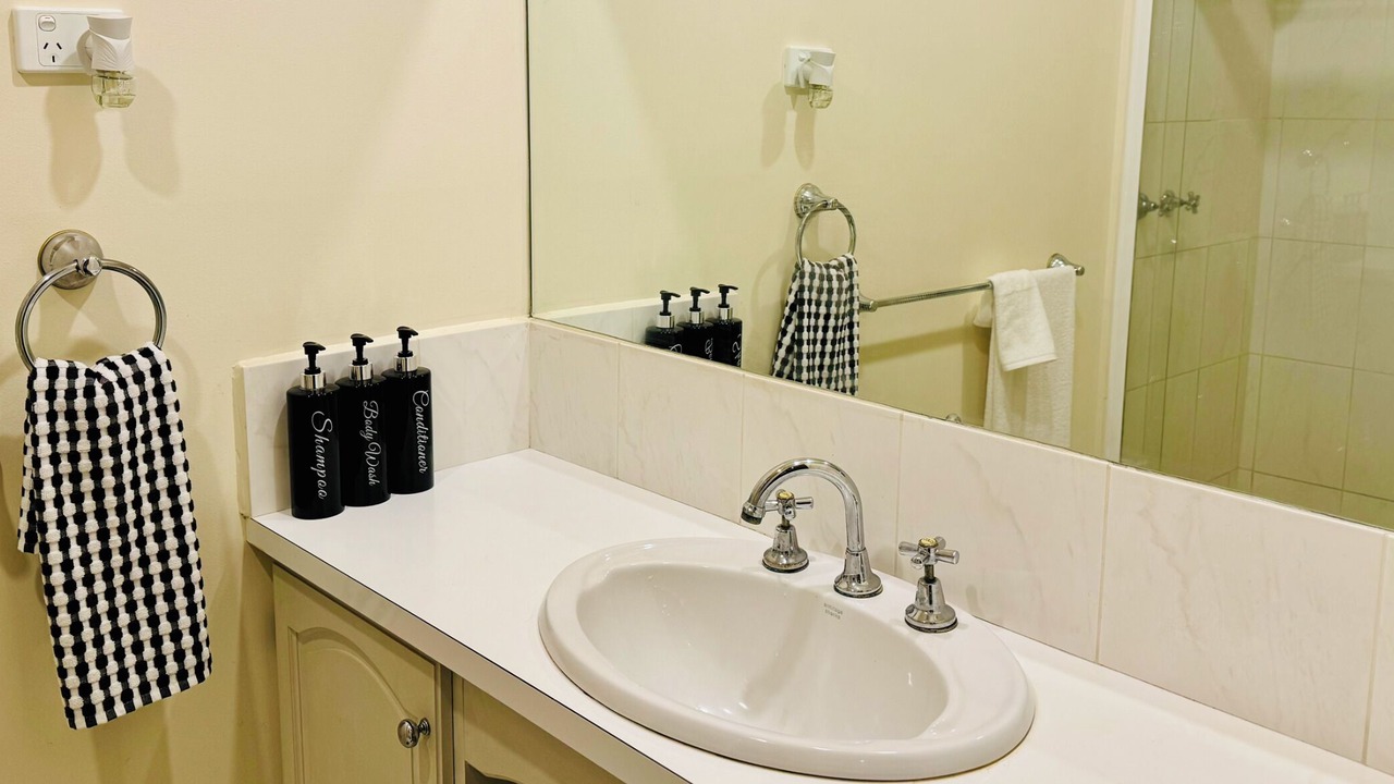 Photo of Bathroom in Craigieburn