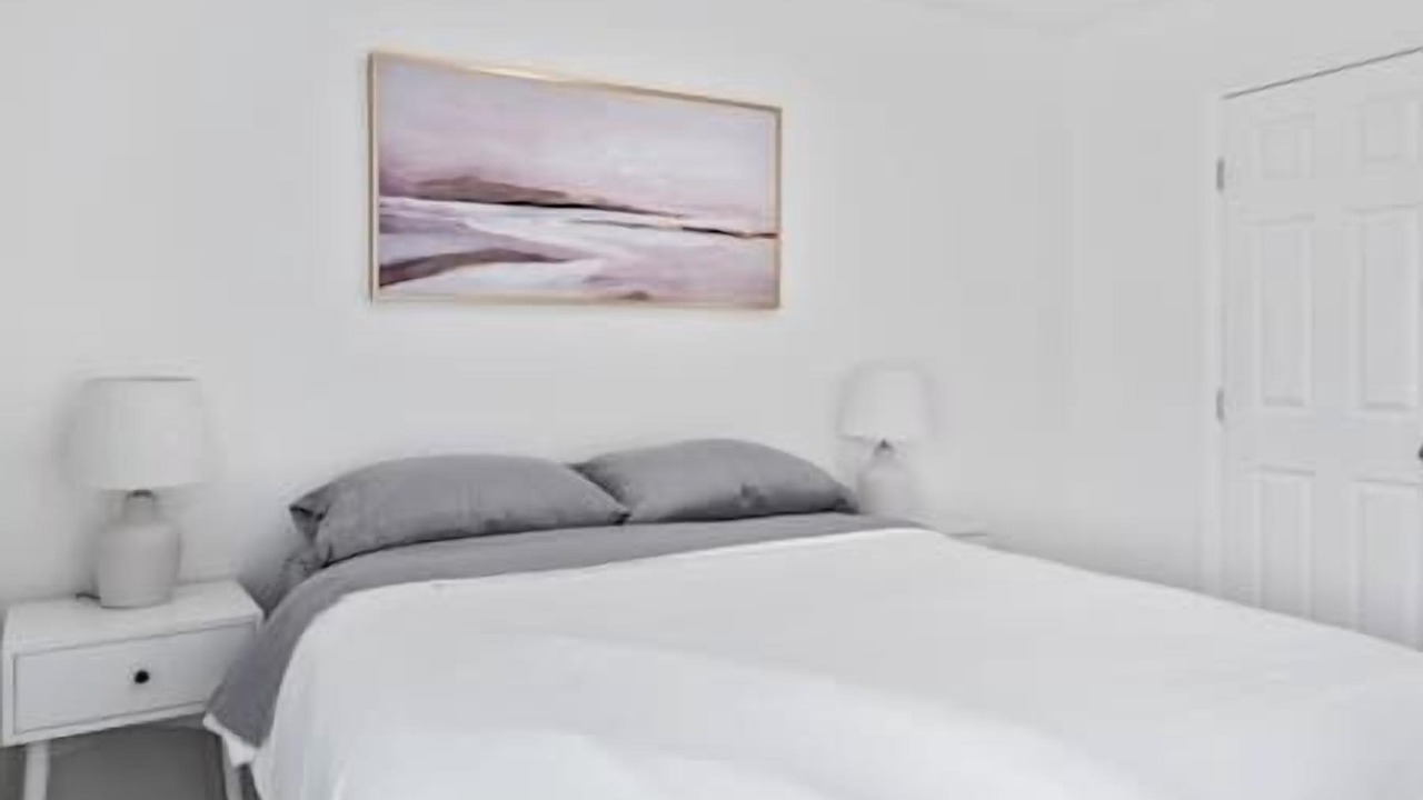 Photo of Bedroom in Marda Loop