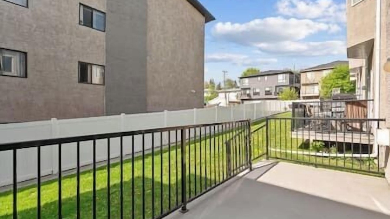 Photo of Patio Balcony in Marda Loop