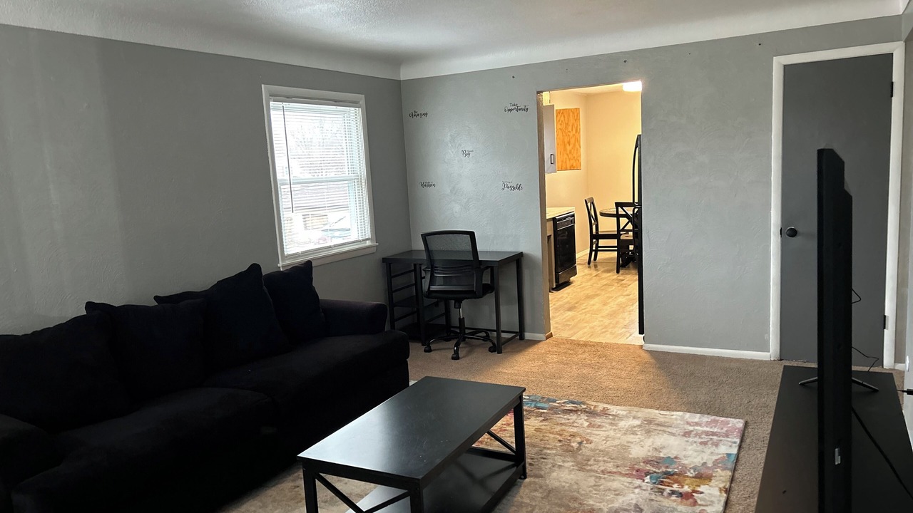 Photo of Livingroom in Maplewood