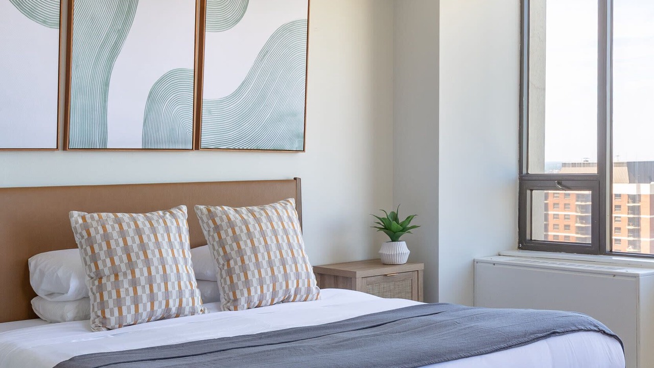 Photo of Bedroom in Rush and Division