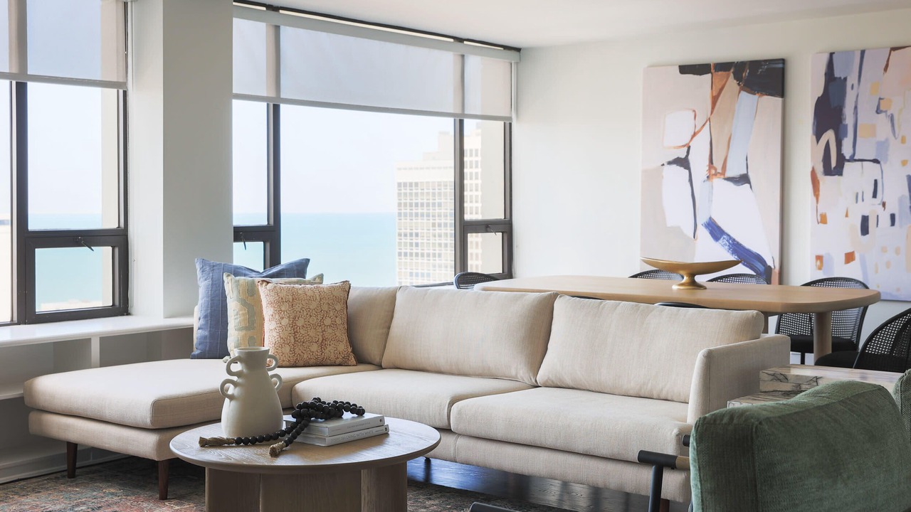 Photo of Livingroom in Rush and Division