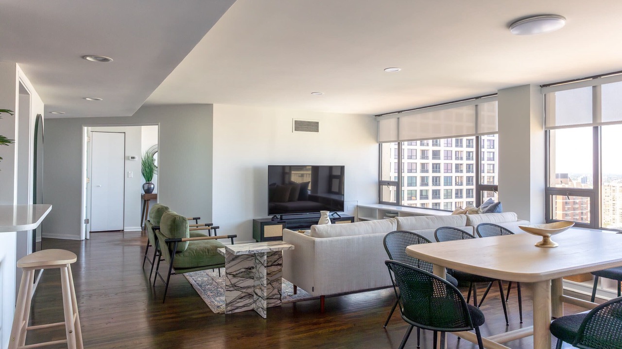 Photo of Livingroom in Rush and Division