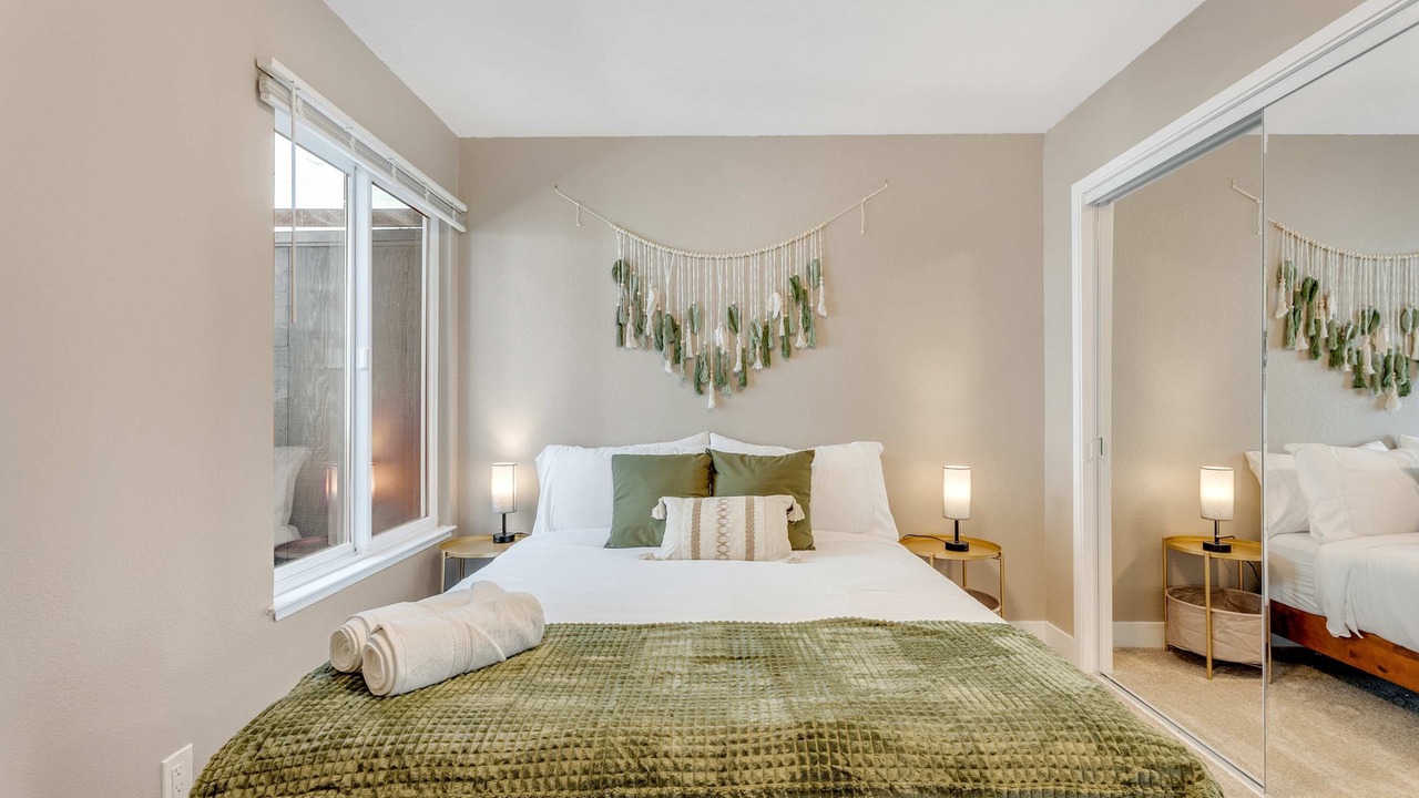 Photo of Bedroom in Daly City