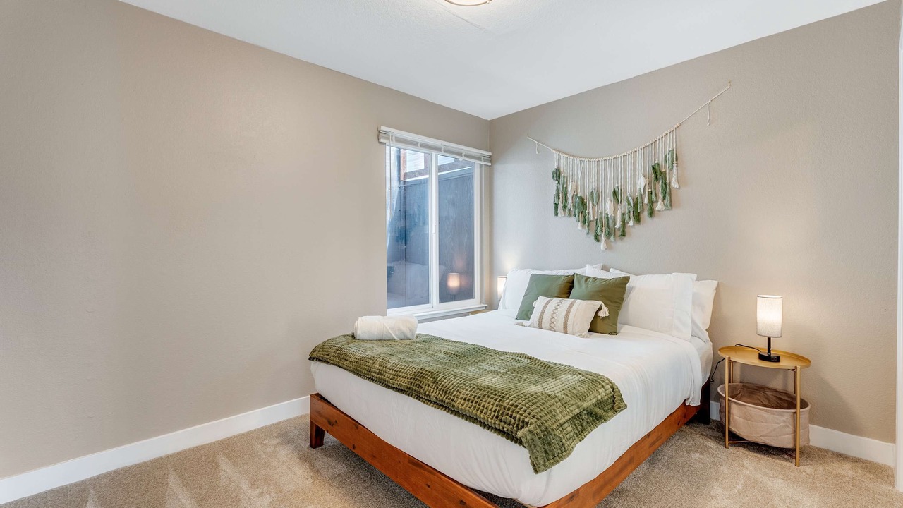 Photo of Bedroom in Daly City