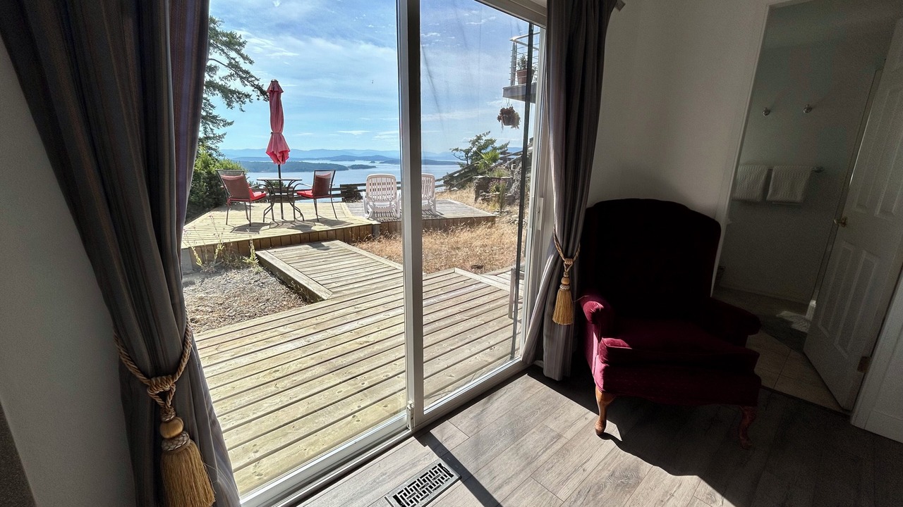 Photo of Others in Pender Island