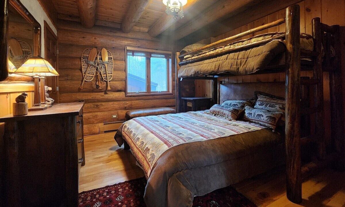 Photo of Bedroom in Land O Lakes